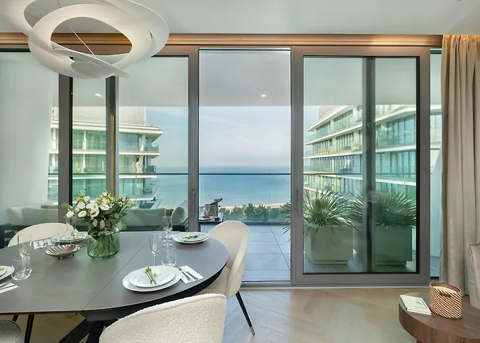 Waveview Premium Apartment, 9Th Floor